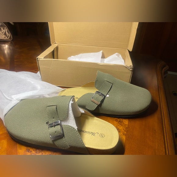 Dark Green Suede Clogs EU 41/ US 9 - Picture 7 of 10